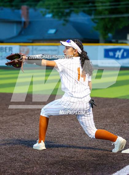 Thumbnail 1 in Wakeland vs. West Mesquite (UIL 5A Area) photogallery.