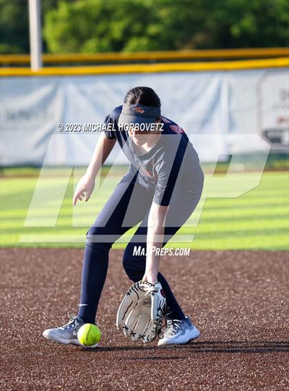 Thumbnail 3 in Wakeland vs. West Mesquite (UIL 5A Area) photogallery.