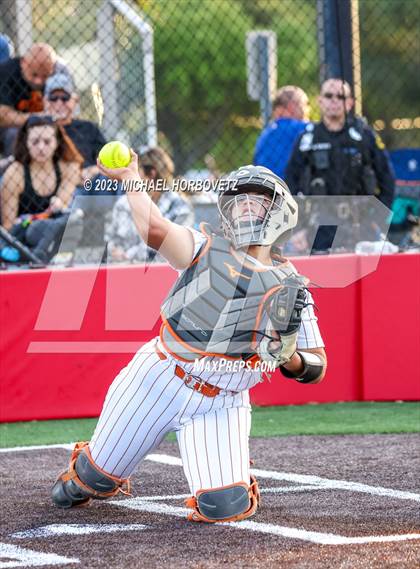 Thumbnail 3 in Wakeland vs. West Mesquite (UIL 5A Area) photogallery.