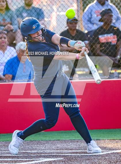 Thumbnail 1 in Wakeland vs. West Mesquite (UIL 5A Area) photogallery.