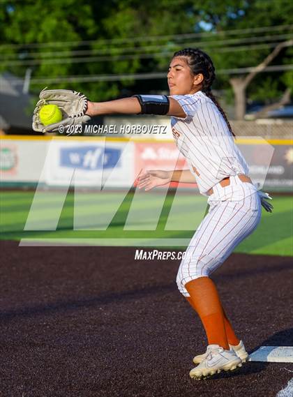 Thumbnail 3 in Wakeland vs. West Mesquite (UIL 5A Area) photogallery.