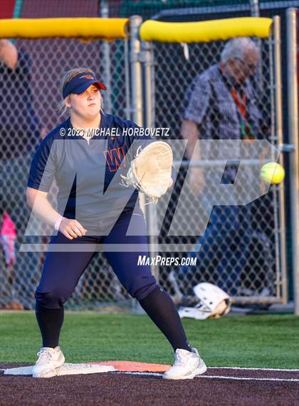 Thumbnail 2 in Wakeland vs. West Mesquite (UIL 5A Area) photogallery.