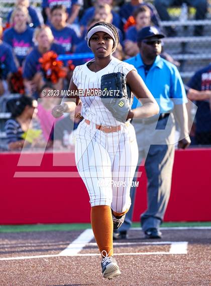 Thumbnail 2 in Wakeland vs. West Mesquite (UIL 5A Area) photogallery.