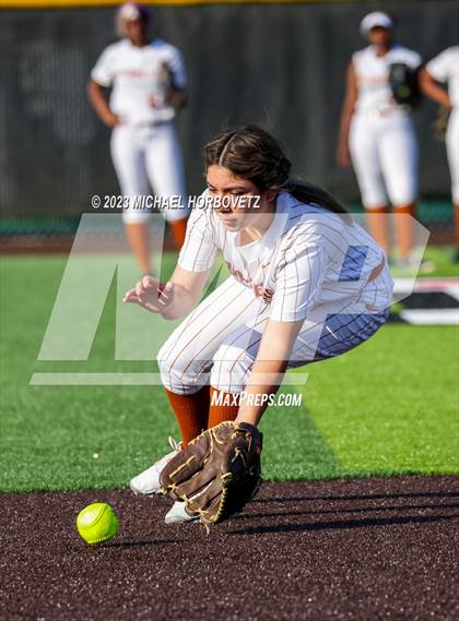 Thumbnail 3 in Wakeland vs. West Mesquite (UIL 5A Area) photogallery.