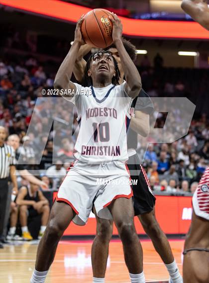 Thumbnail 1 in Centennial vs. Modesto Christian (CIF Open Division Championship) photogallery.