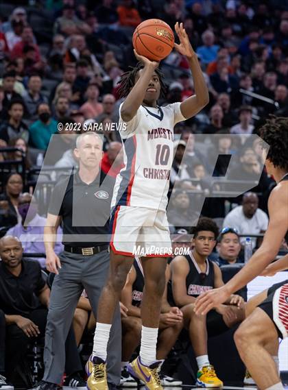 Thumbnail 2 in Centennial vs. Modesto Christian (CIF Open Division Championship) photogallery.