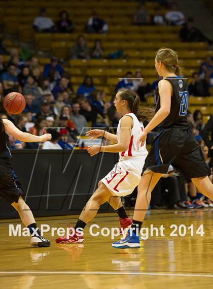 Thumbnail 2 in Poudre vs. Regis Jesuit (CHSAA 5A Semifinal) photogallery.