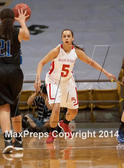 Thumbnail 2 in Poudre vs. Regis Jesuit (CHSAA 5A Semifinal) photogallery.