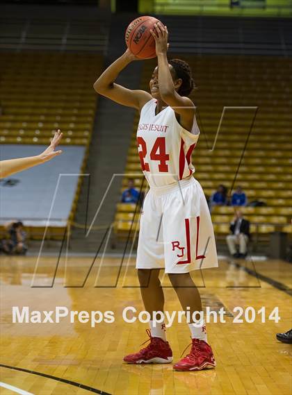 Thumbnail 2 in Poudre vs. Regis Jesuit (CHSAA 5A Semifinal) photogallery.