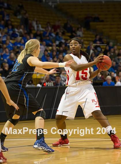 Thumbnail 2 in Poudre vs. Regis Jesuit (CHSAA 5A Semifinal) photogallery.