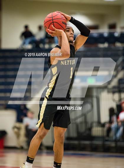 Thumbnail 2 in Nettleton at Marion photogallery.