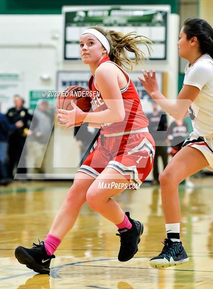 Thumbnail 2 in Truckee vs. Fernley (NIAA 3A Northern Championship) photogallery.