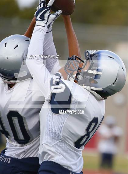Thumbnail 3 in JV: Madison @ Point Loma photogallery.