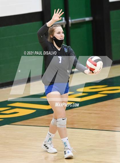 Thumbnail 3 in Eaglecrest vs. Doherty (CHSAA 5A Region 4) photogallery.