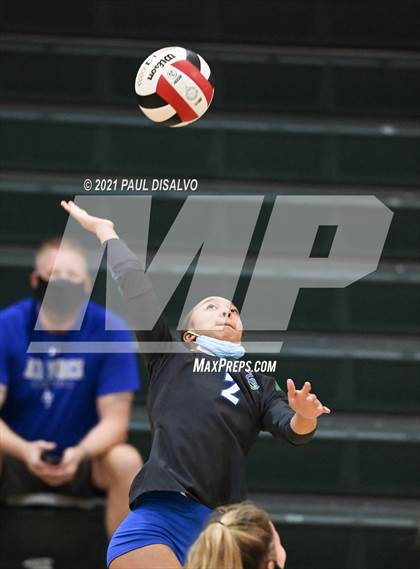 Thumbnail 3 in Eaglecrest vs. Doherty (CHSAA 5A Region 4) photogallery.
