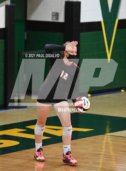 Thumbnail 2 in Eaglecrest vs. Doherty (CHSAA 5A Region 4) photogallery.