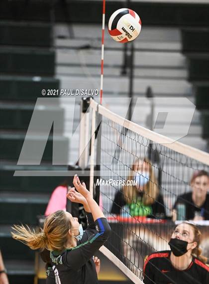 Thumbnail 1 in Eaglecrest vs. Doherty (CHSAA 5A Region 4) photogallery.