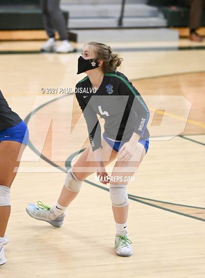 Thumbnail 3 in Eaglecrest vs. Doherty (CHSAA 5A Region 4) photogallery.