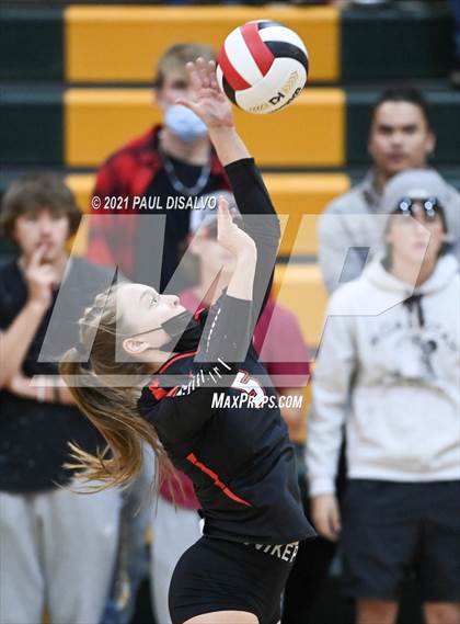 Thumbnail 1 in Eaglecrest vs. Doherty (CHSAA 5A Region 4) photogallery.