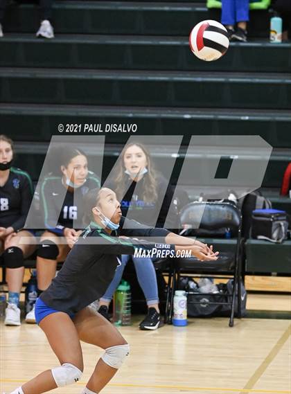 Thumbnail 1 in Eaglecrest vs. Doherty (CHSAA 5A Region 4) photogallery.
