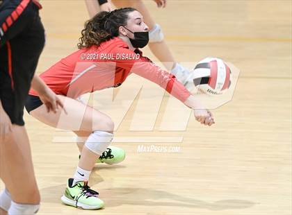 Thumbnail 1 in Eaglecrest vs. Doherty (CHSAA 5A Region 4) photogallery.