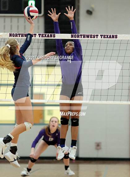 Thumbnail 1 in Paschal vs Northwest photogallery.