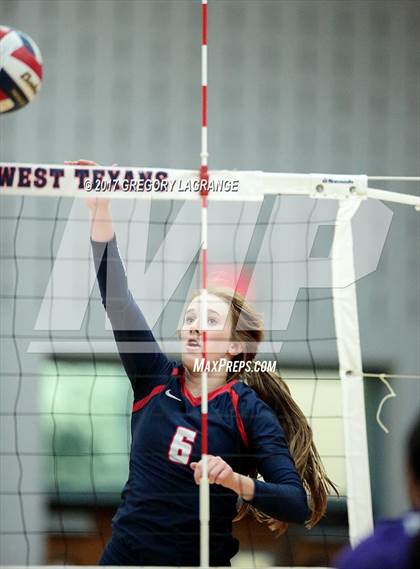 Thumbnail 1 in Paschal vs Northwest photogallery.