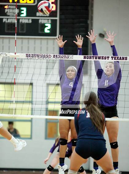 Thumbnail 1 in Paschal vs Northwest photogallery.