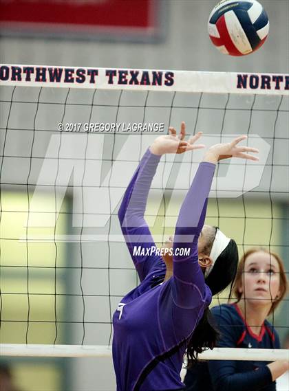 Thumbnail 2 in Paschal vs Northwest photogallery.