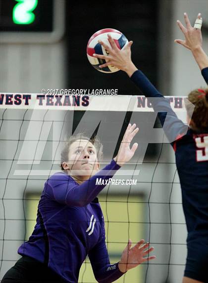 Thumbnail 2 in Paschal vs Northwest photogallery.