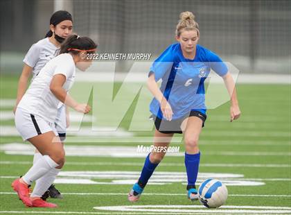 Thumbnail 3 in South Hills vs Midlothian photogallery.