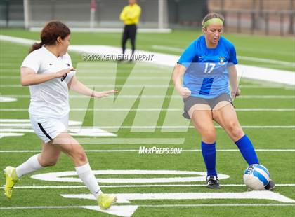 Thumbnail 3 in South Hills vs Midlothian photogallery.