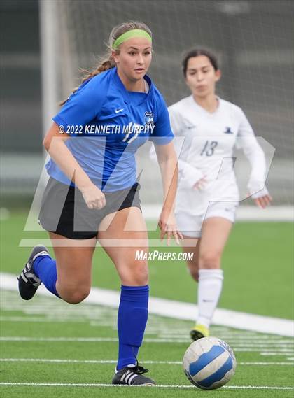 Thumbnail 3 in South Hills vs Midlothian photogallery.