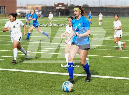 Thumbnail 3 in South Hills vs Midlothian photogallery.