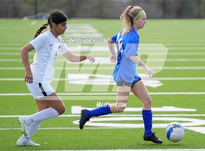 Thumbnail 2 in South Hills vs Midlothian photogallery.