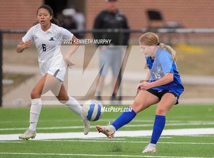 Thumbnail 2 in South Hills vs Midlothian photogallery.