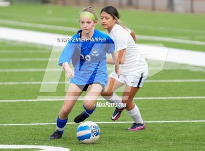 Thumbnail 3 in South Hills vs Midlothian photogallery.