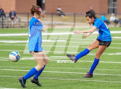 Thumbnail 3 in South Hills vs Midlothian photogallery.