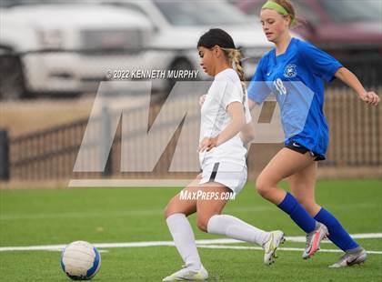 Thumbnail 3 in South Hills vs Midlothian photogallery.