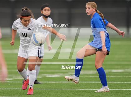 Thumbnail 1 in South Hills vs Midlothian photogallery.