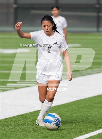 Thumbnail 2 in South Hills vs Midlothian photogallery.