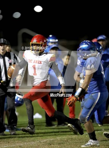 Thumbnail 3 in Encinal vs. De Anza (CIF NCS D5 Semifinal) photogallery.