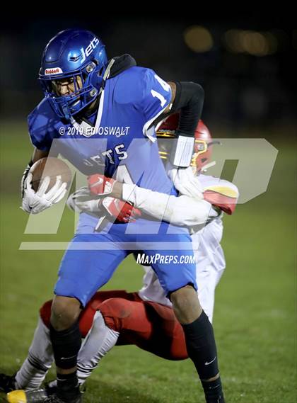 Thumbnail 1 in Encinal vs. De Anza (CIF NCS D5 Semifinal) photogallery.