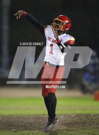 Thumbnail 2 in Encinal vs. De Anza (CIF NCS D5 Semifinal) photogallery.