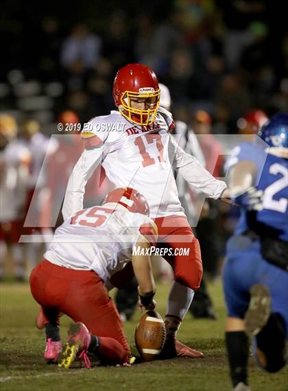 Thumbnail 2 in Encinal vs. De Anza (CIF NCS D5 Semifinal) photogallery.