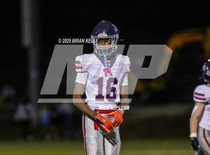 Thumbnail 2 in Lincoln-Sudbury @ Needham photogallery.