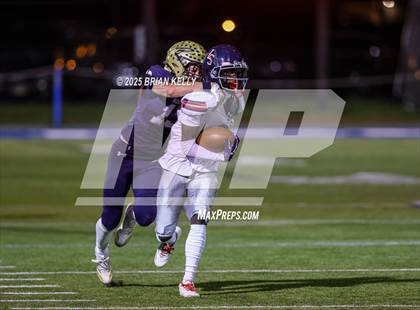 Thumbnail 3 in Lincoln-Sudbury @ Needham photogallery.