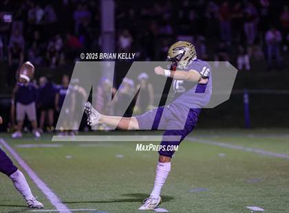 Thumbnail 1 in Lincoln-Sudbury @ Needham photogallery.