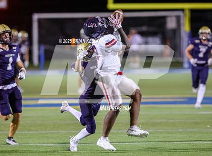 Thumbnail 2 in Lincoln-Sudbury @ Needham photogallery.