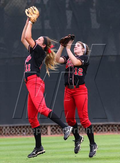 Thumbnail 2 in Lovejoy vs Foster (UIL 4A Semifinal)  photogallery.